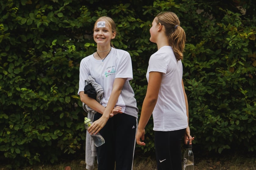 11 września uczniowie na sportowo zainaugurowali rok szkolny 2024/2025. Na Morskim Oku wzięli udział w Mistrzostwach Wrocławia w Indywidualnych Biegach Przełajowych.
