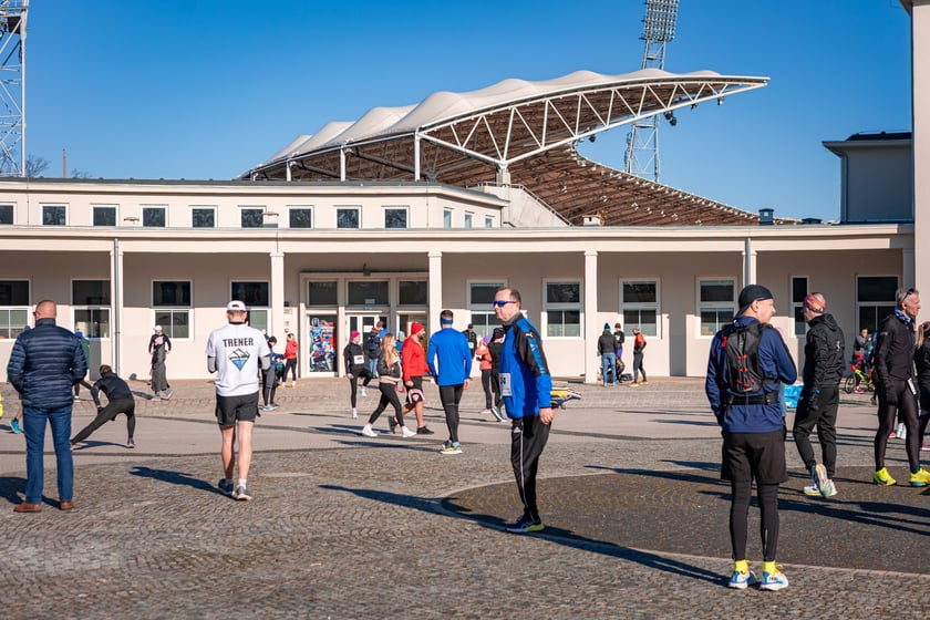 Wrocławska Trzydziestka - zdjęcia uczestników biegu na Stadionie Olimpijskim - 16 marca 2025 r.