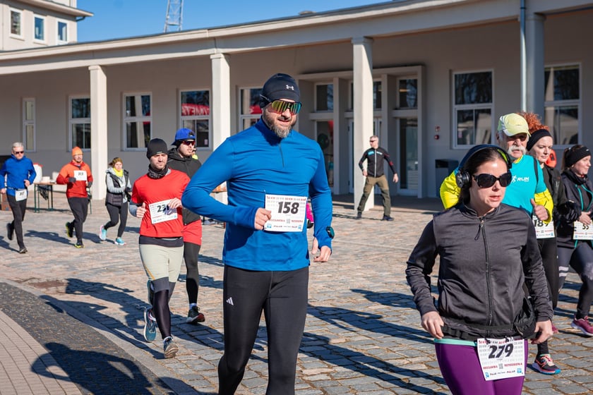Wrocławska Trzydziestka - zdjęcia uczestników biegu na Stadionie Olimpijskim - 16 marca 2025 r.