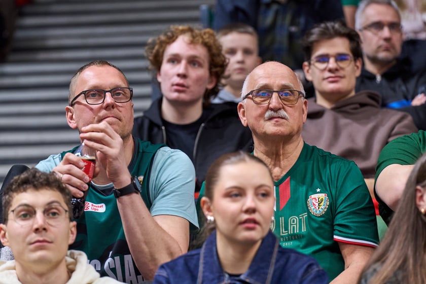 Śląsk Wrocław wygrał z Zastalem w Orbicie. Zdjęcia kibic&oacute;w