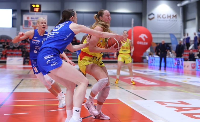 Mecz koszykówki kobiet Śleza Wroclaw vs. Gorzów Wielkopolski stoczony 26.03.2025 we Wrocławiu