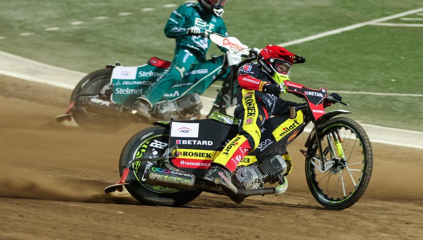 Mecz Sparta - Falubaz. Inauguracja sezonu PGE Ekstraligi we Wrocławiu