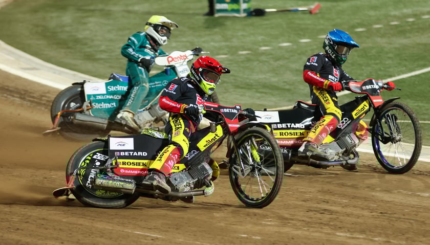 Mecz Sparta - Falubaz. Inauguracja sezonu PGE Ekstraligi we Wrocławiu