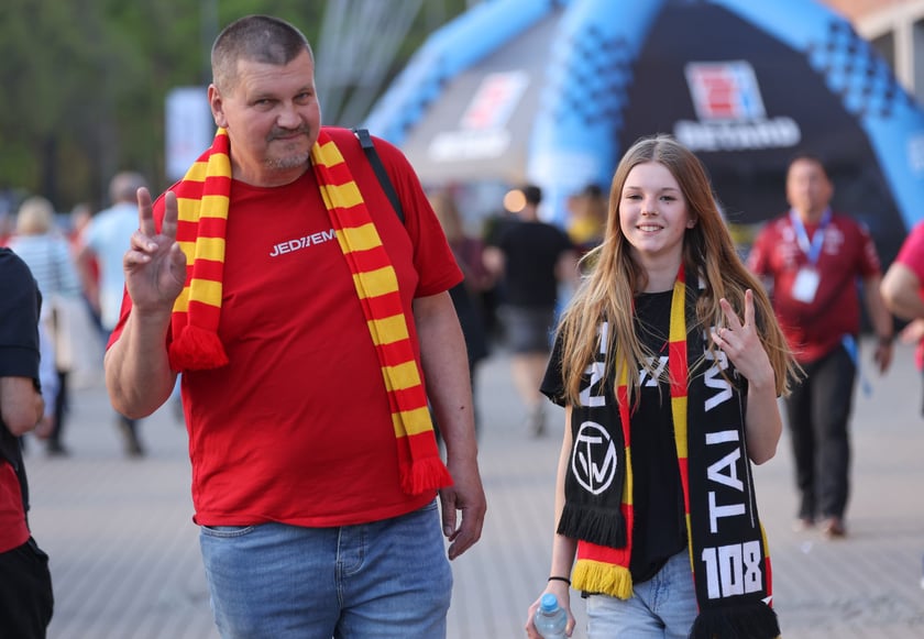 Mecz Sparta - Falubaz. Inauguracja sezonu PGE Ekstraligi we Wrocławiu