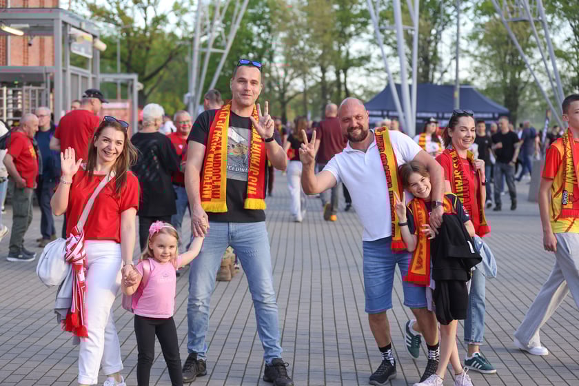 Mecz Sparta - Falubaz. Inauguracja sezonu PGE Ekstraligi we Wrocławiu