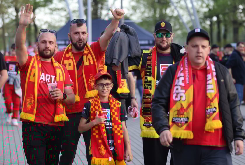 Mecz Sparta - Falubaz. Inauguracja sezonu PGE Ekstraligi we Wrocławiu