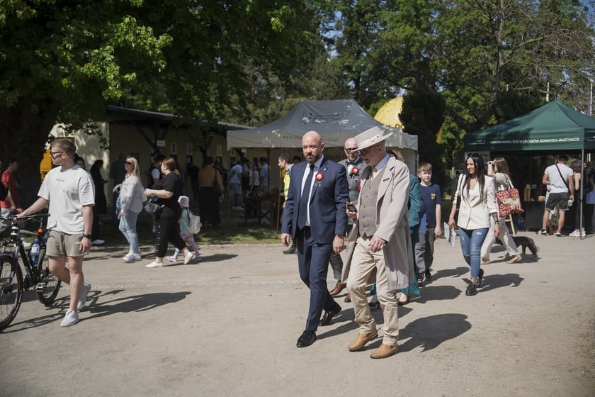 Otwarcie sezonu na Wrocławskim Torze Wyścigów Konnych Partynice 1 maja 2025