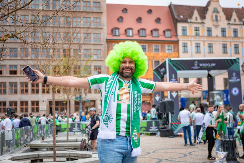 Pokazowy mecz w strefie Fan Festival w rynku, 28 maja 2025