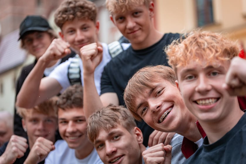 Pokazowy mecz w strefie Fan Festival w rynku, 28 maja 2025