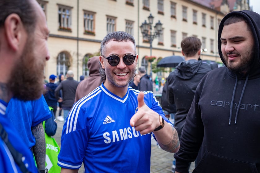 Pokazowy mecz w strefie Fan Festival w rynku, 28 maja 2025