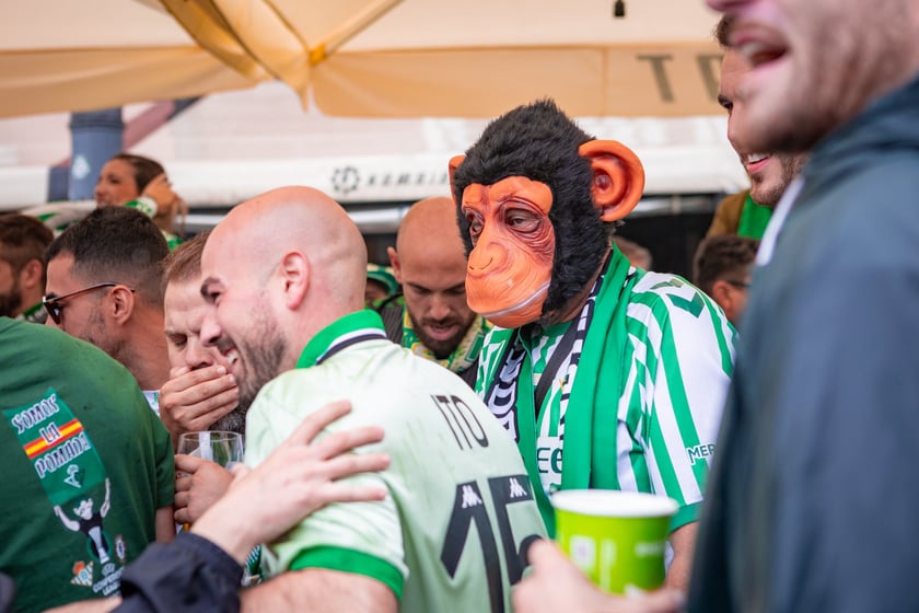 Pokazowy mecz w strefie Fan Festival w rynku, 28 maja 2025