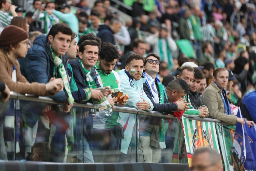 Finał Ligi Konferencji Chelsea F.C - Real Betis we Wrocławiu - zdjęcia kibiców