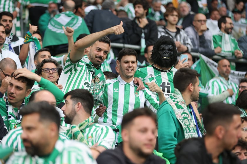 Finał Ligi Konferencji Chelsea F.C - Real Betis we Wrocławiu - zdjęcia kibiców