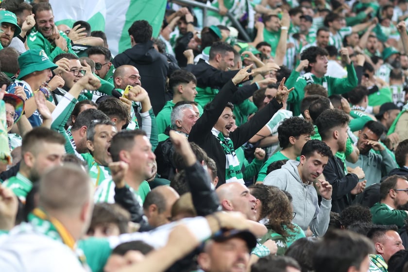 Finał Ligi Konferencji Chelsea F.C - Real Betis we Wrocławiu - zdjęcia kibiców