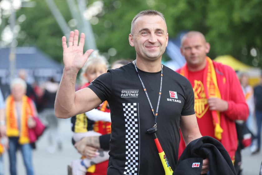 Kibice przed Stadionem Olimpijskim przed meczem Betard Sparta Wrocław - Włókniarz Częstochowa - 30 maja 2025 r.