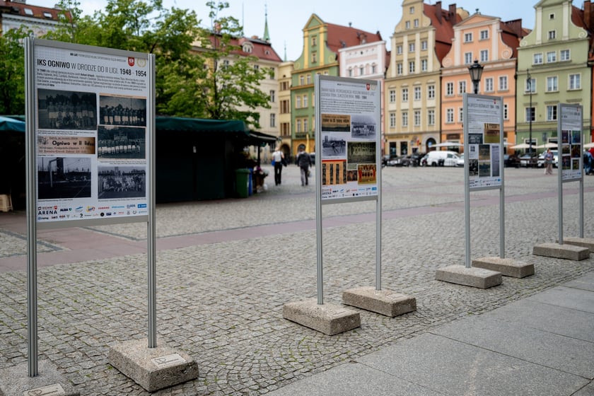 80 lat Pierwszego Klubu Sportowego Ślęza Wrocław, plac Solny we Wrocławiu