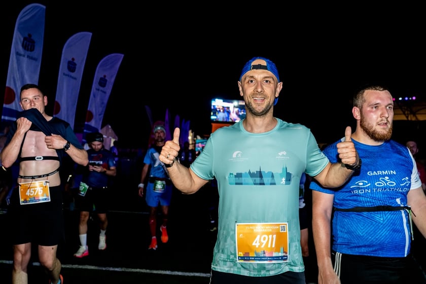 Uczestnicy 11. PKO Nocnego Wrocław Półmaratonu