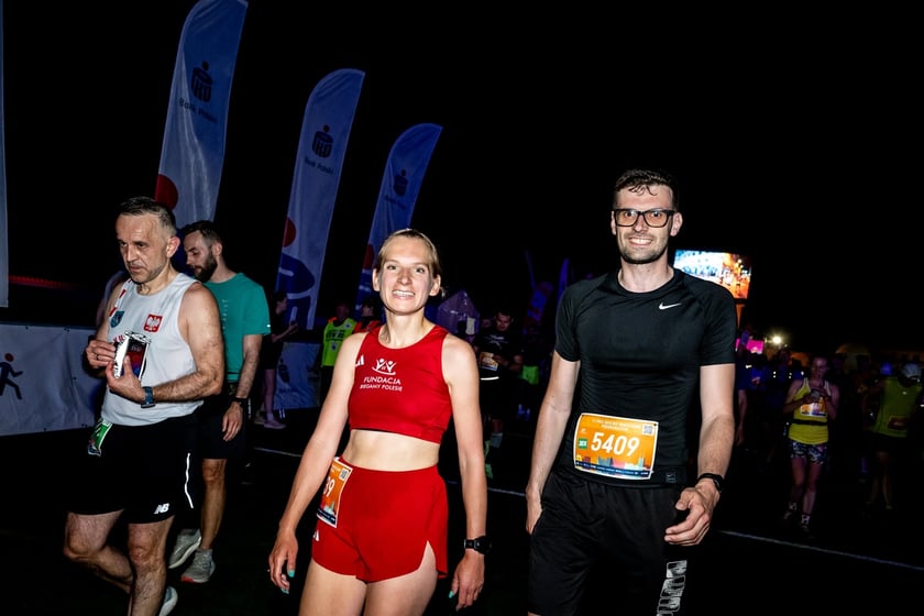 Uczestnicy 11. PKO Nocnego Wrocław Półmaratonu