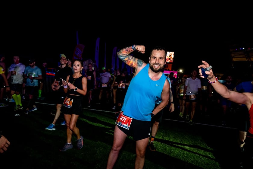Uczestnicy 11. PKO Nocnego Wrocław Półmaratonu