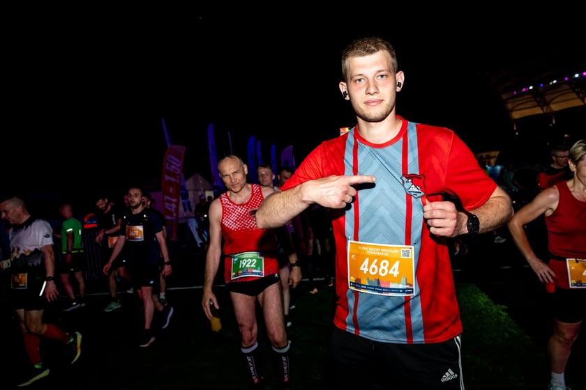 Uczestnicy 11. PKO Nocnego Wrocław Półmaratonu