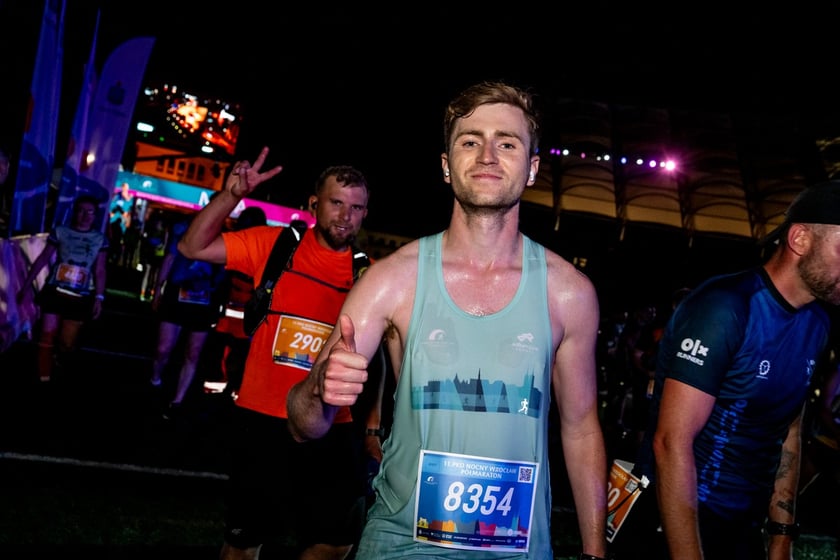 Uczestnicy 11. PKO Nocnego Wrocław Półmaratonu