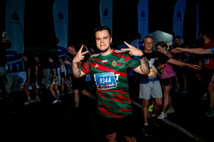 Uczestnicy 11. PKO Nocnego Wrocław Półmaratonu