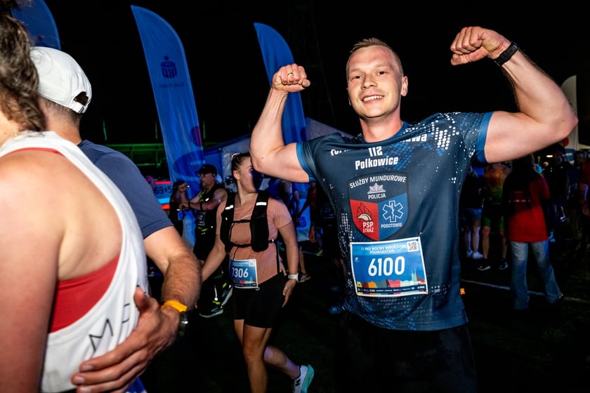 Uczestnicy 11. PKO Nocnego Wrocław Półmaratonu