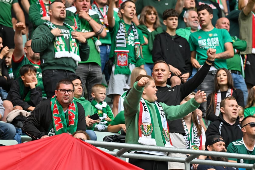Mecz Śląsk Wrocław - Ruch Chorz&oacute;w 3 sierpnia na Tarczyński Arenie. Zdjęcia kibic&oacute;w
