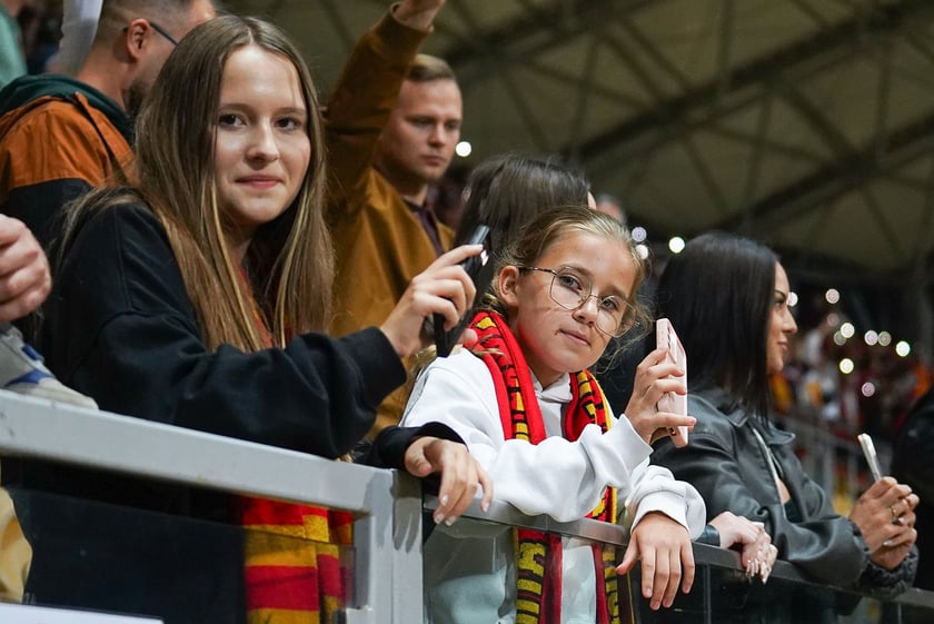 Finał U24 na żużlu pomiędzy Wrocławiem a Toruniem, stadion Olimpijski, 16 września 2025