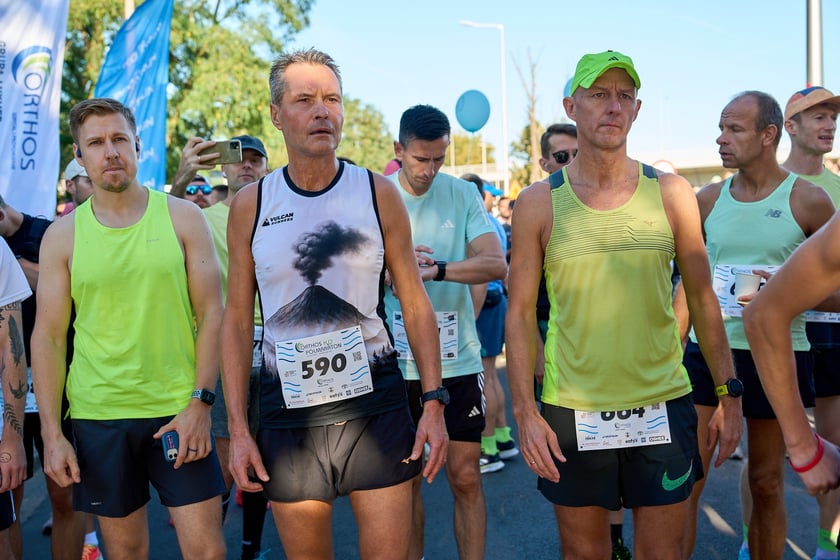 Orthos H2O P&oacute;łmaraton 2025