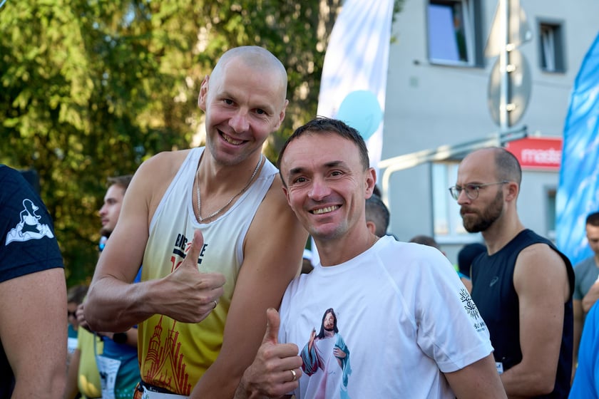 Orthos H2O P&oacute;łmaraton 2025