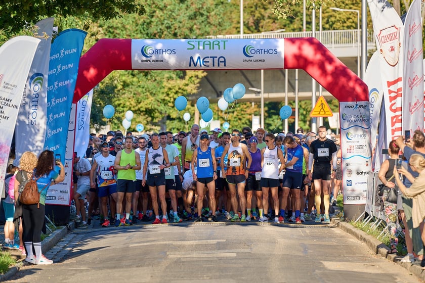 Orthos H2O P&oacute;łmaraton 2025