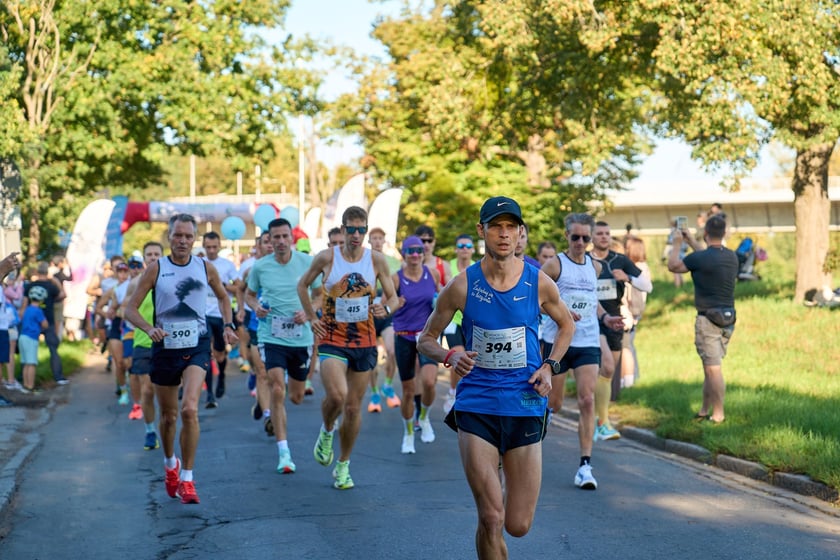 Orthos H2O P&oacute;łmaraton 2025