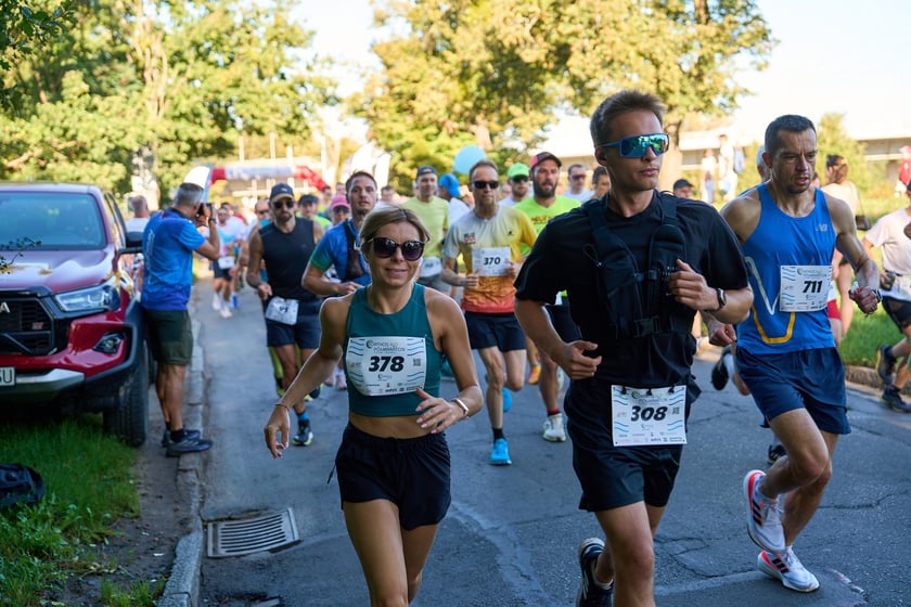 Orthos H2O P&oacute;łmaraton 2025