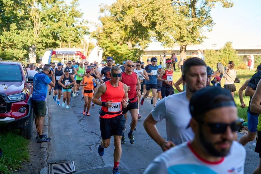 Orthos H2O P&oacute;łmaraton 2025