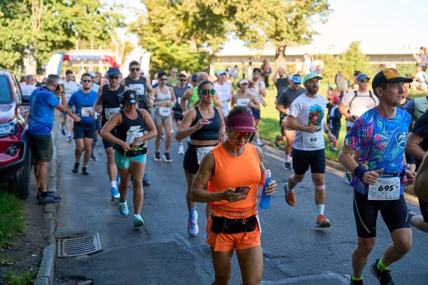 Orthos H2O P&oacute;łmaraton 2025