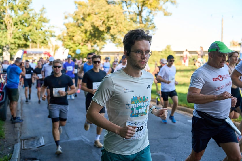 Orthos H2O P&oacute;łmaraton 2025