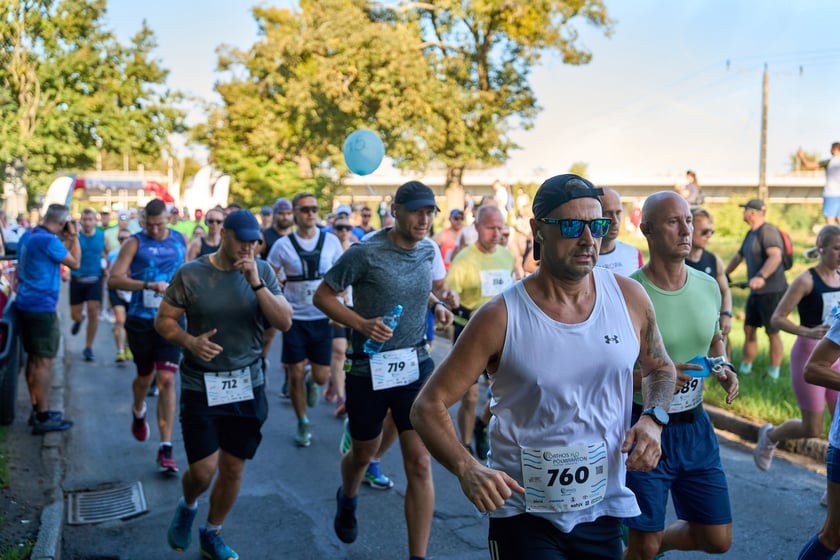 Orthos H2O P&oacute;łmaraton 2025