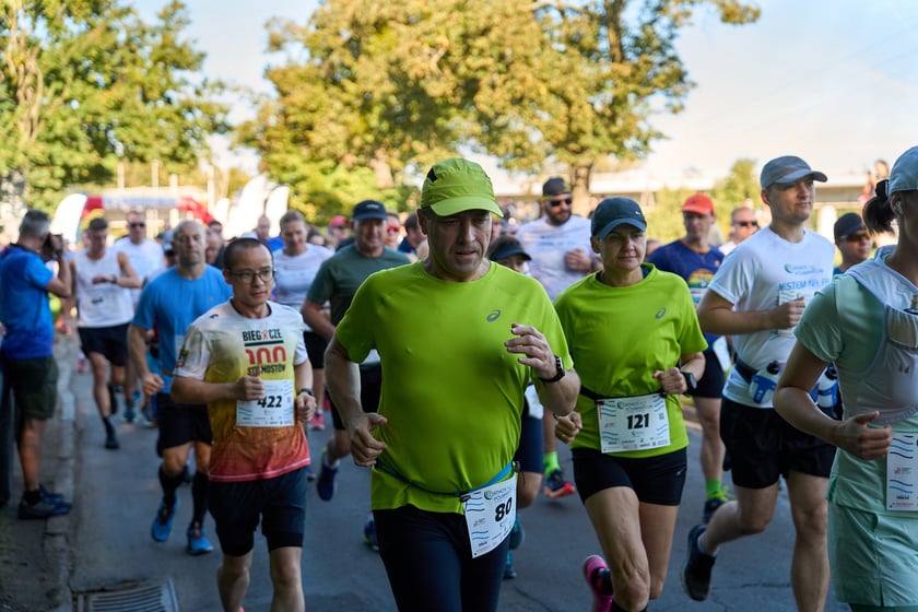 Orthos H2O P&oacute;łmaraton 2025