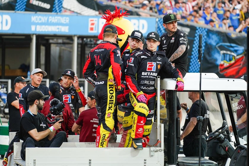 Betard Sparta Wrocław 61:29 GKM Sparta. Galeria zdjęć kibic&oacute;w - 21 września