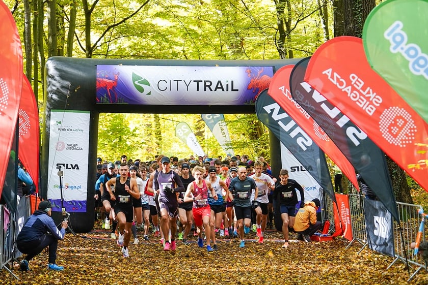 Bieg z cyklu City Trail w Lesie Osobowickim we Wrocławiu