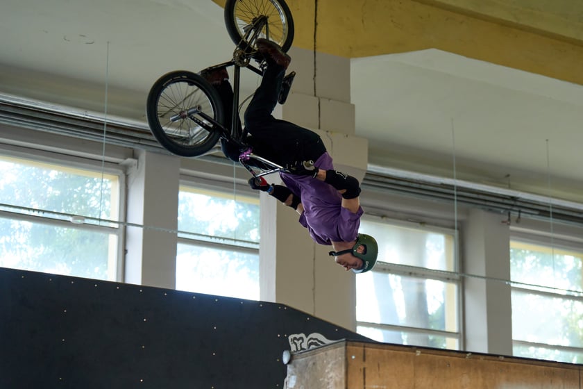 Zawodnicy z Polski i Europy podczas eliminacji BMX Freestyle Contest 2025