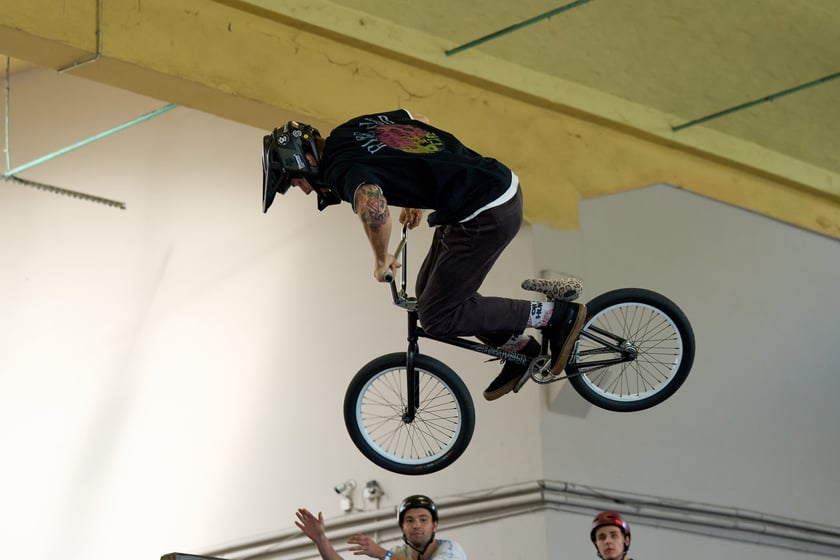 Zawodnicy z Polski i Europy podczas eliminacji BMX Freestyle Contest 2025