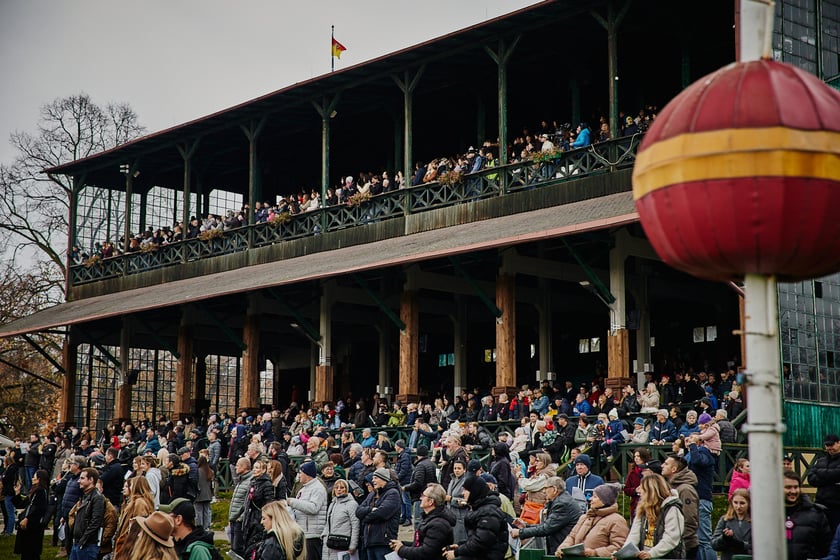 Ostatni dzień wyścigowy na Partynicach