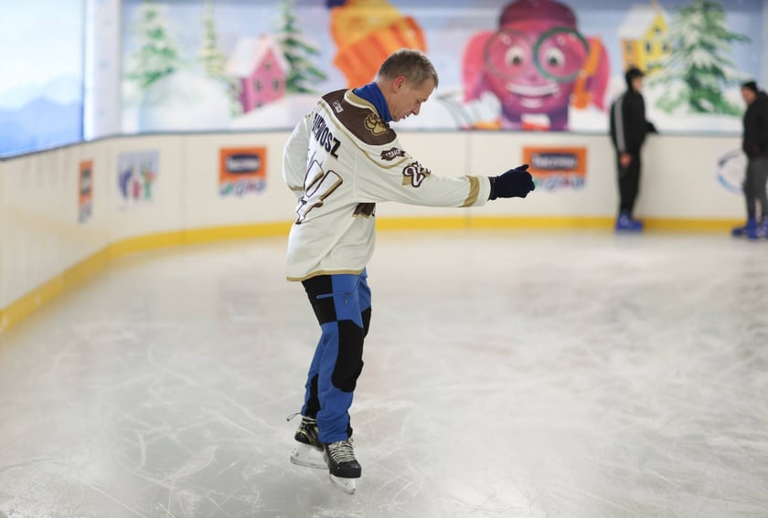 Sobotę 22 listopada 2025 r. ruszyło lodowisko na Tarczyński Arenie