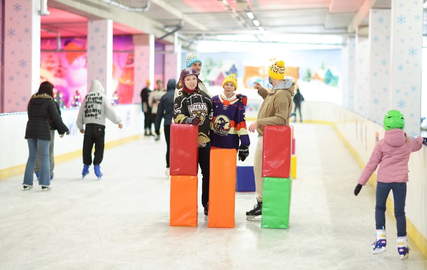Sobotę 22 listopada 2025 r. ruszyło lodowisko na Tarczyński Arenie