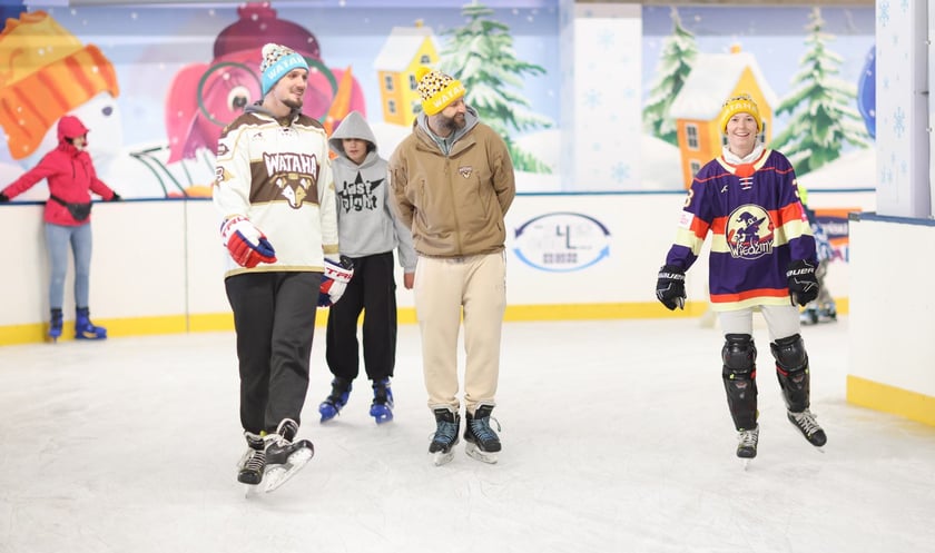 Sobotę 22 listopada 2025 r. ruszyło lodowisko na Tarczyński Arenie