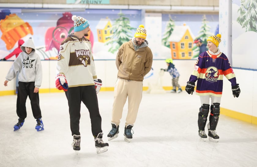 Sobotę 22 listopada 2025 r. ruszyło lodowisko na Tarczyński Arenie