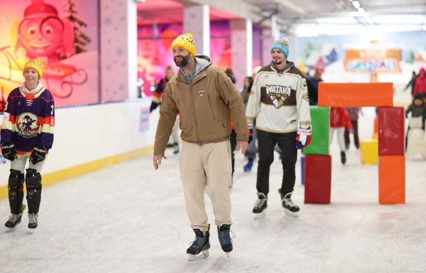 Sobotę 22 listopada 2025 r. ruszyło lodowisko na Tarczyński Arenie