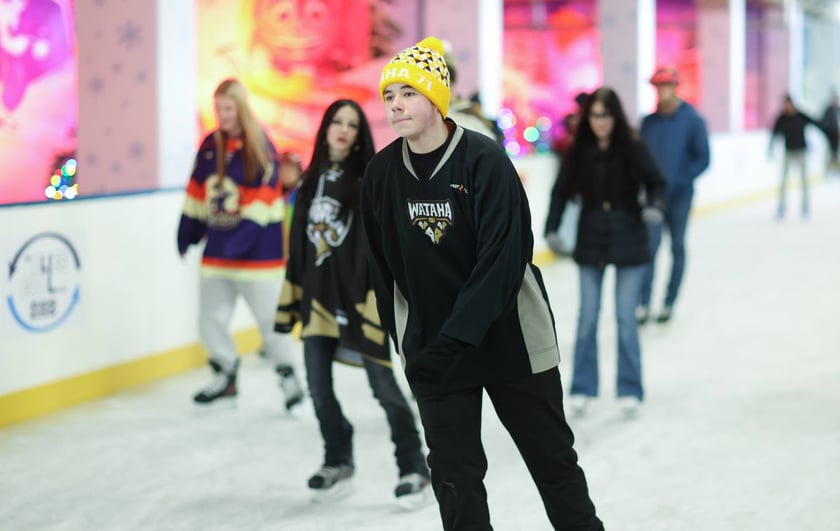 Sobotę 22 listopada 2025 r. ruszyło lodowisko na Tarczyński Arenie